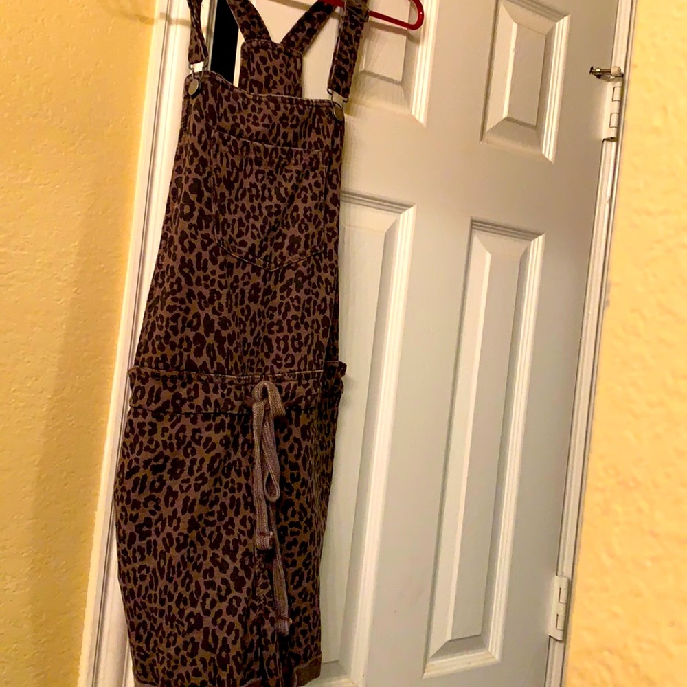 Size small -soft fabric -cotton overalls